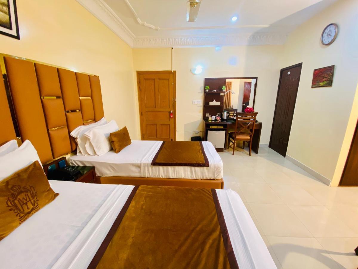 World Inn Hotel Karacsi Kültér fotó